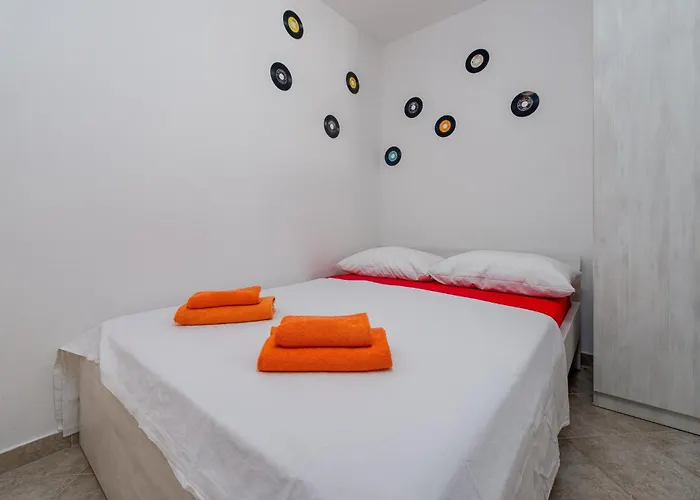 2 Bedroom Amazing In דירה פובליאנה
