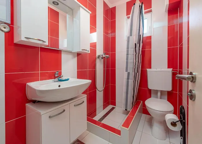 2 Bedroom Amazing In *