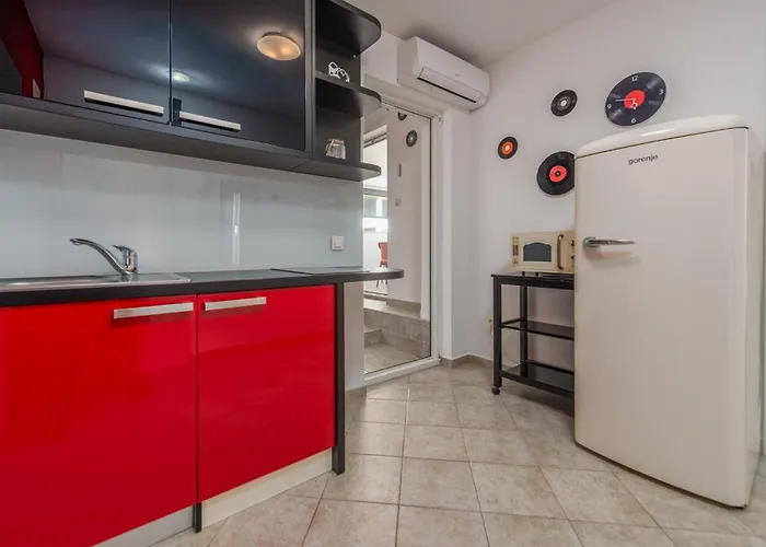 公寓 2 Bedroom Amazing In *