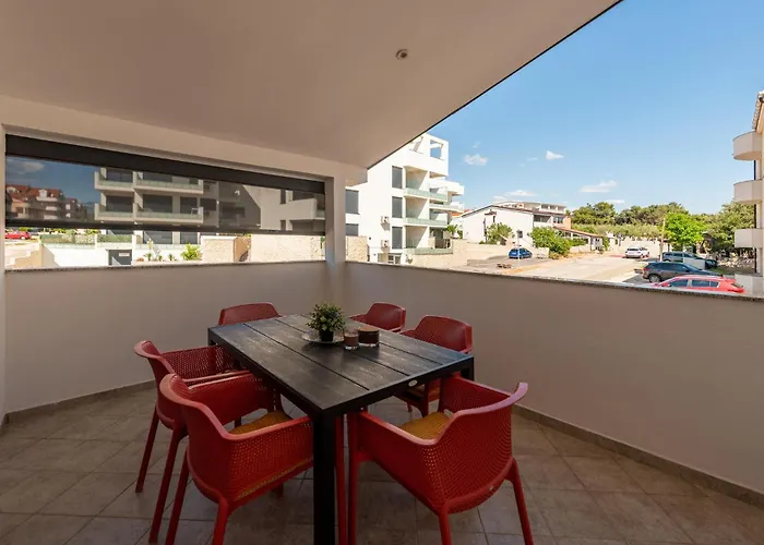 2 Bedroom Amazing In 公寓 波弗加纳