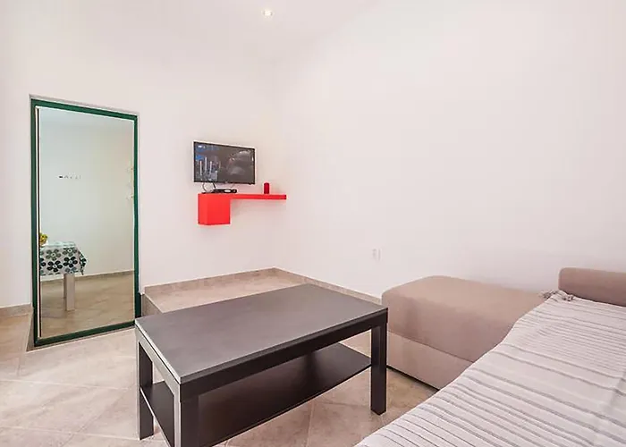 2 Bedroom Amazing In * Povljana